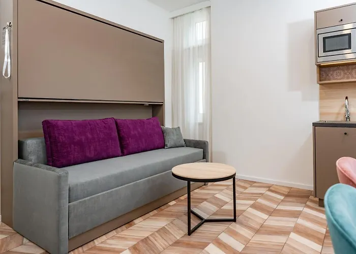 Aparthotel Elisa 4*