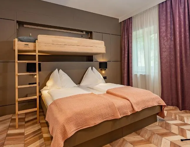Elisa Aparthotel