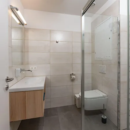 Elisa Aparthotel