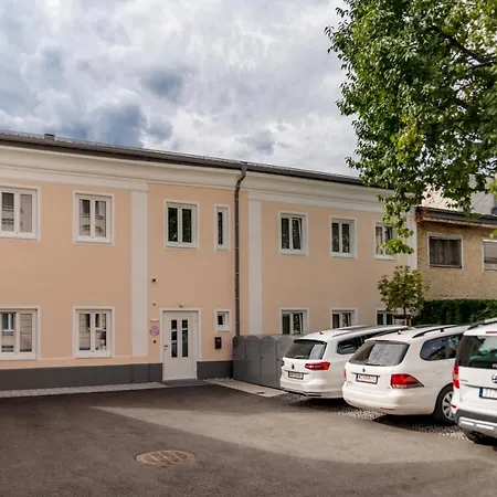 Appart hôtel Elisa *