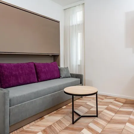 Hotel apartamentowy Elisa 4*