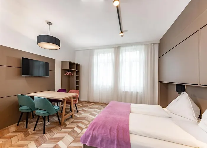 Lejlighedshotel Elisa 4*